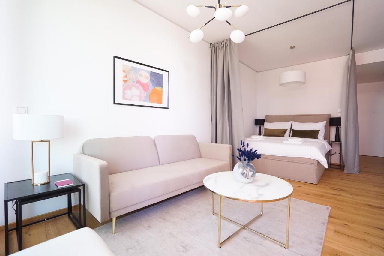 Boutique Studio With Terrace And Pool Wien Exteriör bild