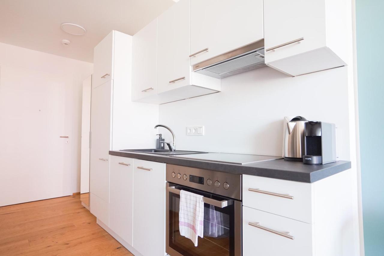Boutique Studio With Terrace And Pool Wien Exteriör bild