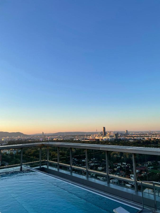 Boutique Studio With Terrace And Pool Wien Exteriör bild