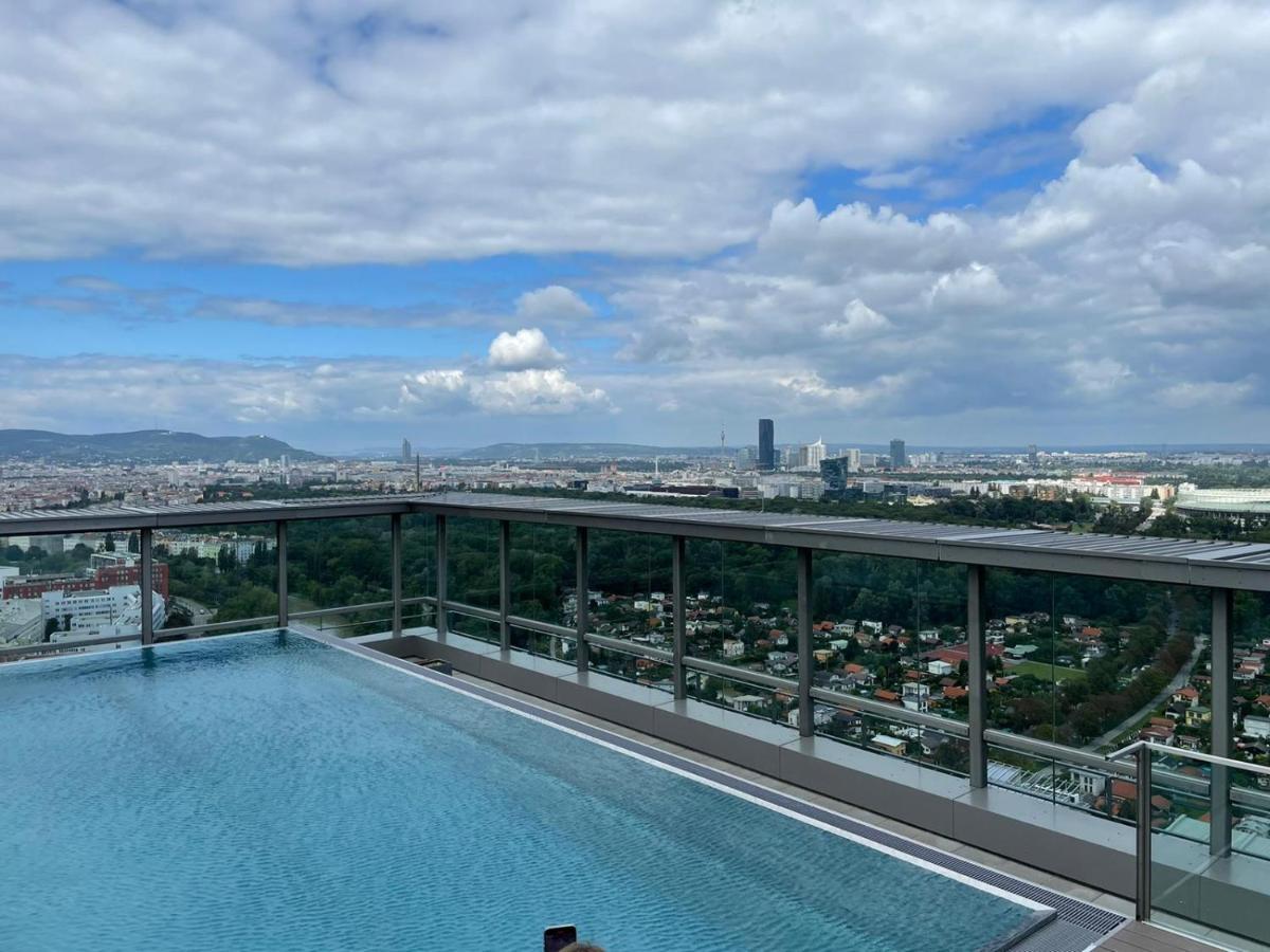 Boutique Studio With Terrace And Pool Wien Exteriör bild
